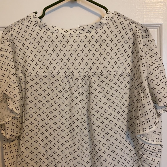 Gap Top - Picture 4 of 4